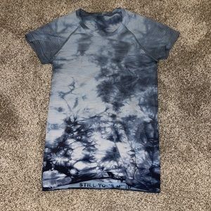 Lululemon blue tie dye swiftly tech